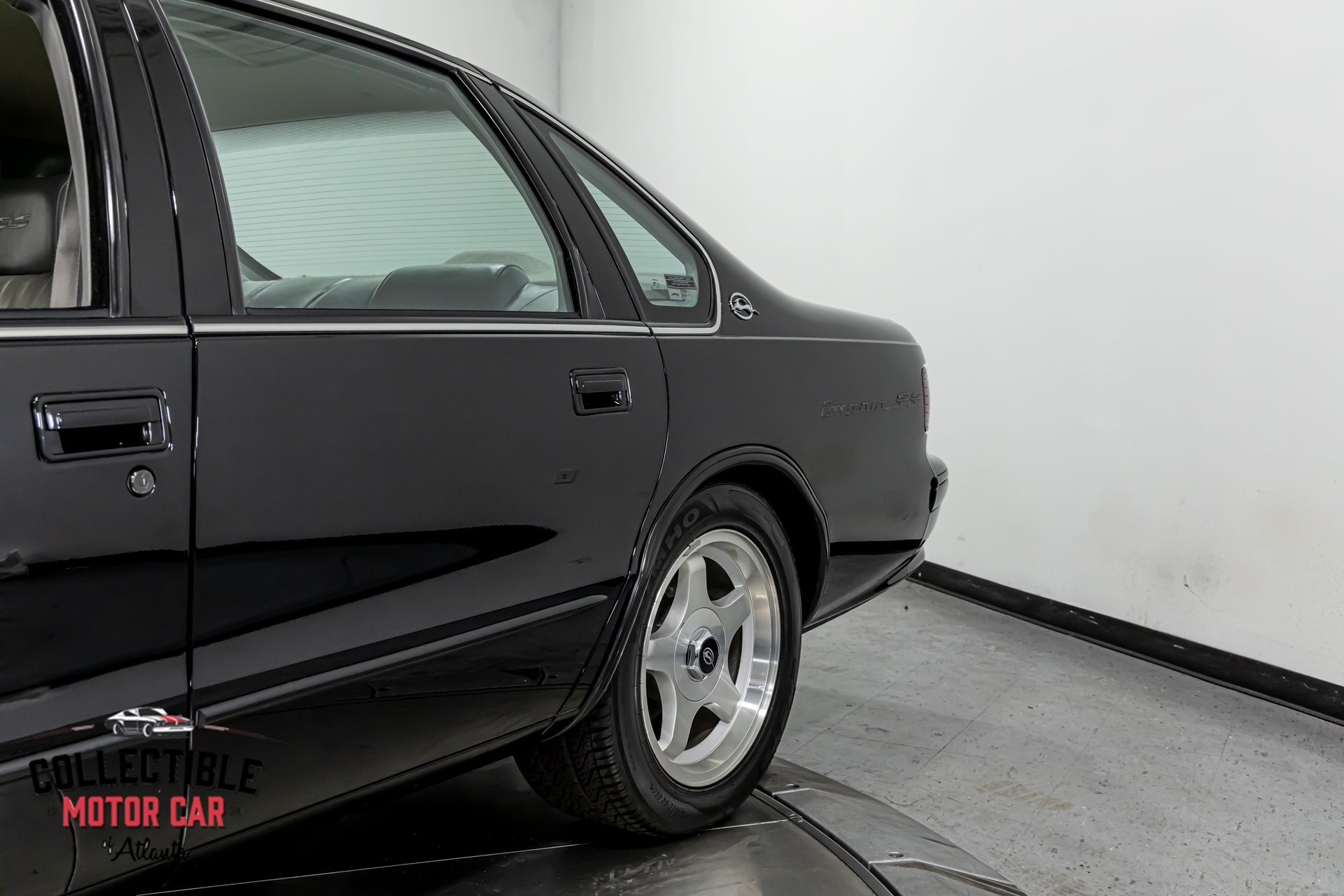 Used 1996 Chevrolet Impala SS RWD image 49