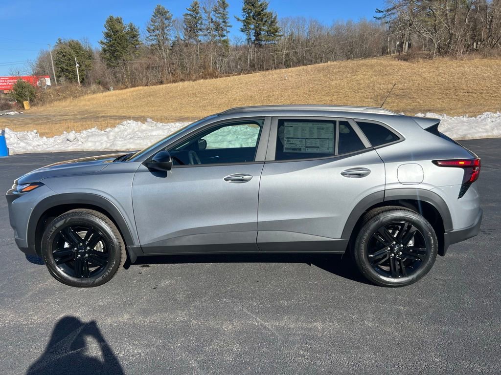New 2026 Chevrolet Trax ACTIV w/ Sunroof Package image 4