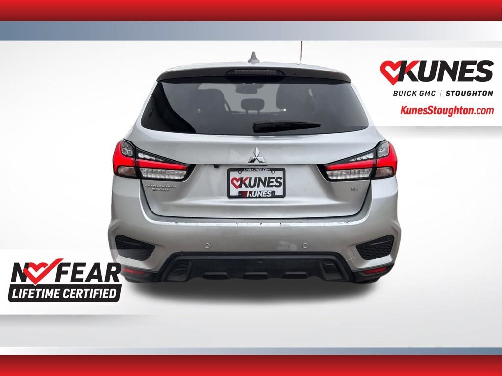 Used 2022 Mitsubishi Outlander Sport SE image 10