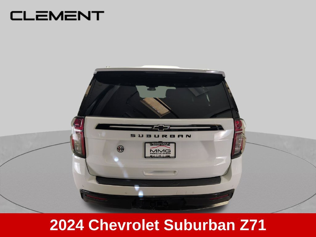 Used 2024 Chevrolet Suburban Z71 w/ Luxury Package AWD/4WD image 4