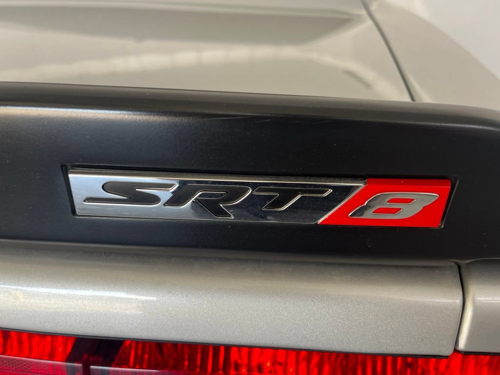 Used 2009 Dodge Challenger SRT8 w/ SRT Option Group II RWD image 39