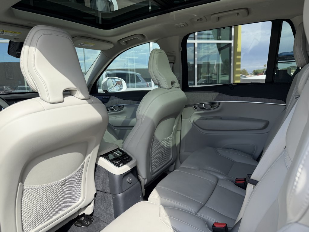 Used 2024 Volvo XC90 T8 Ultimate w/ Protection Package Premier AWD/4WD image 35