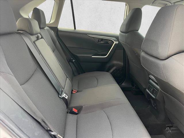 Used 2022 Toyota RAV4 LE FWD image 21