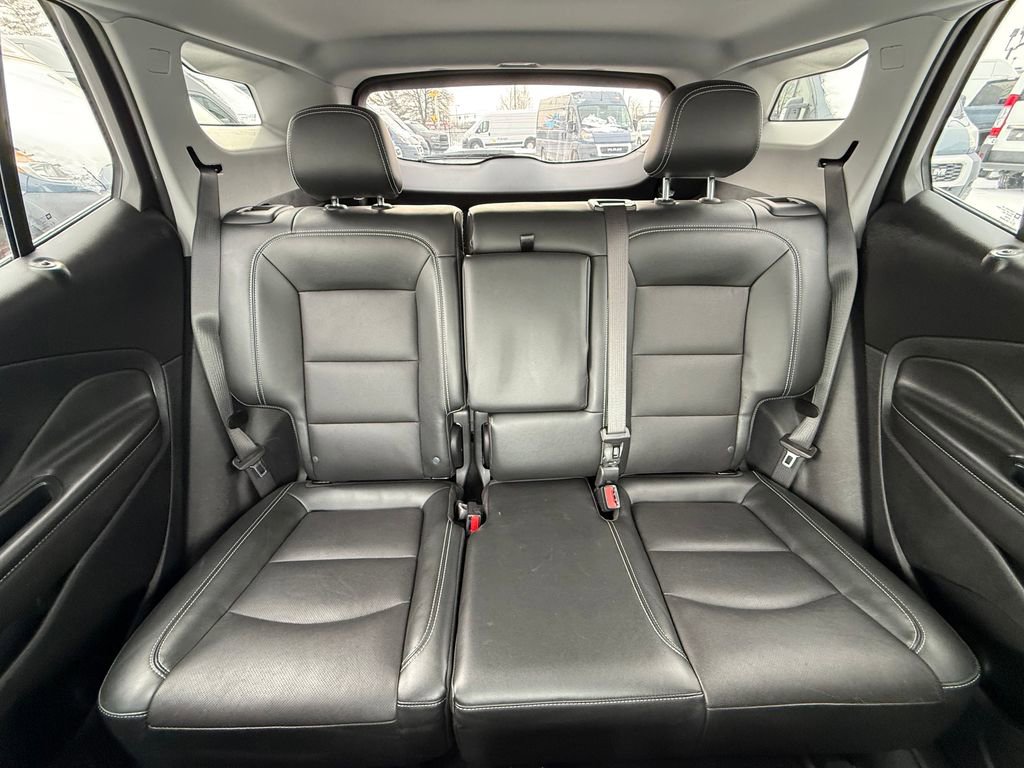 Used 2022 GMC Terrain SLT w/ Tech Package image 15