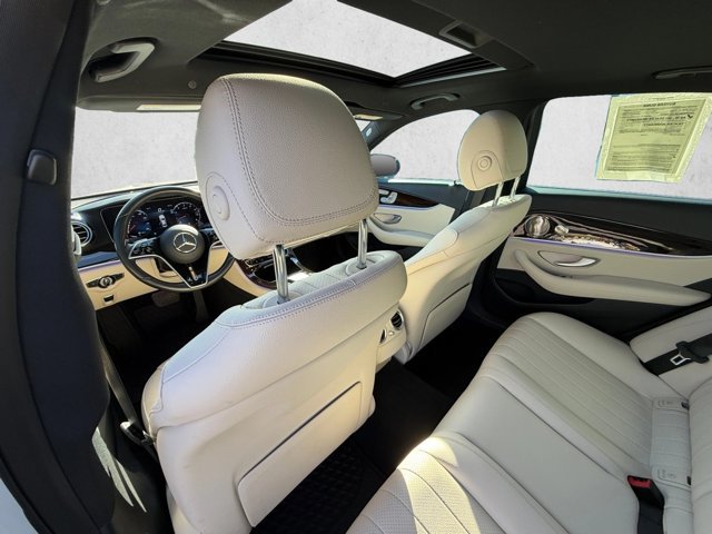 Used 2023 Mercedes-Benz E 350 Sedan image 18