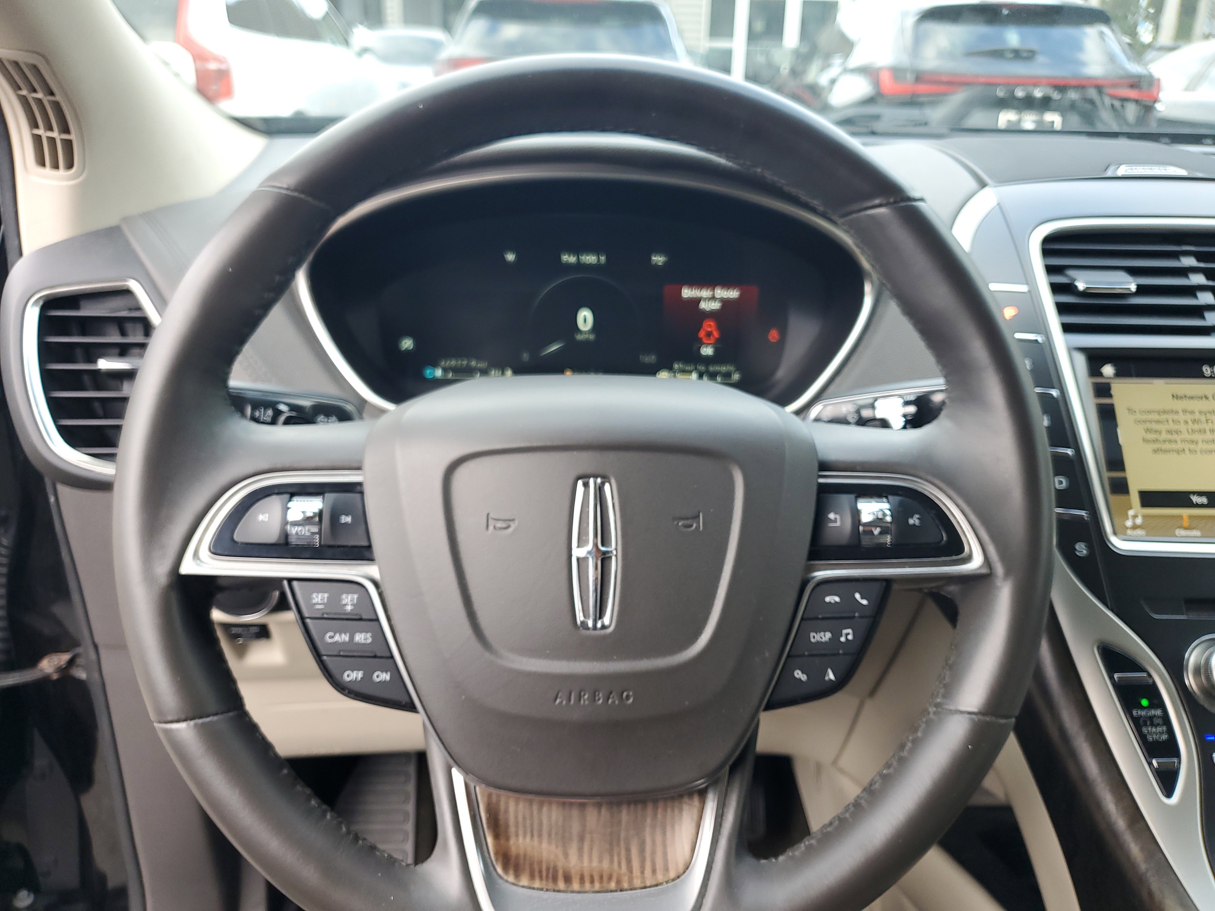 Used 2019 Lincoln Nautilus Select image 22