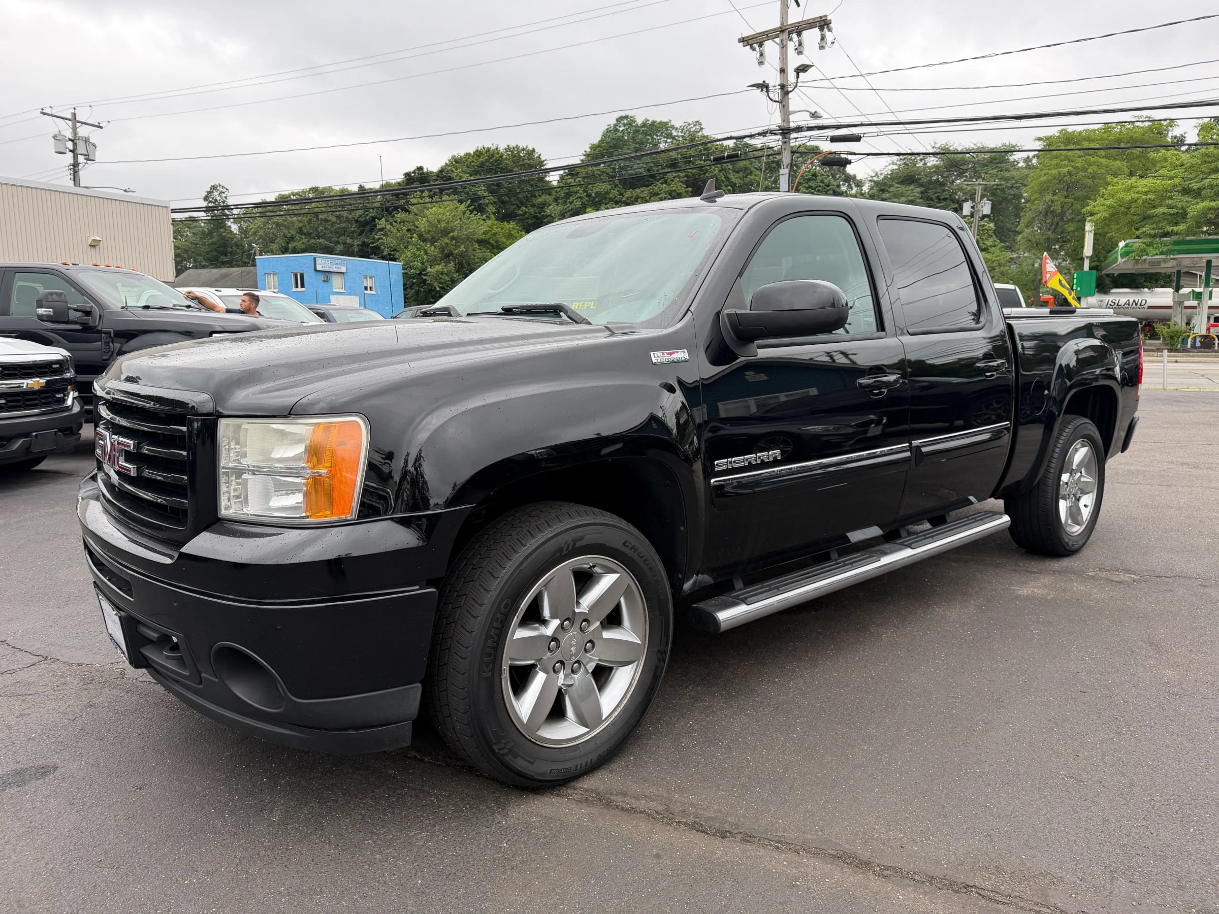 Used 2013 GMC Sierra 1500 SLE AWD/4WD image 2