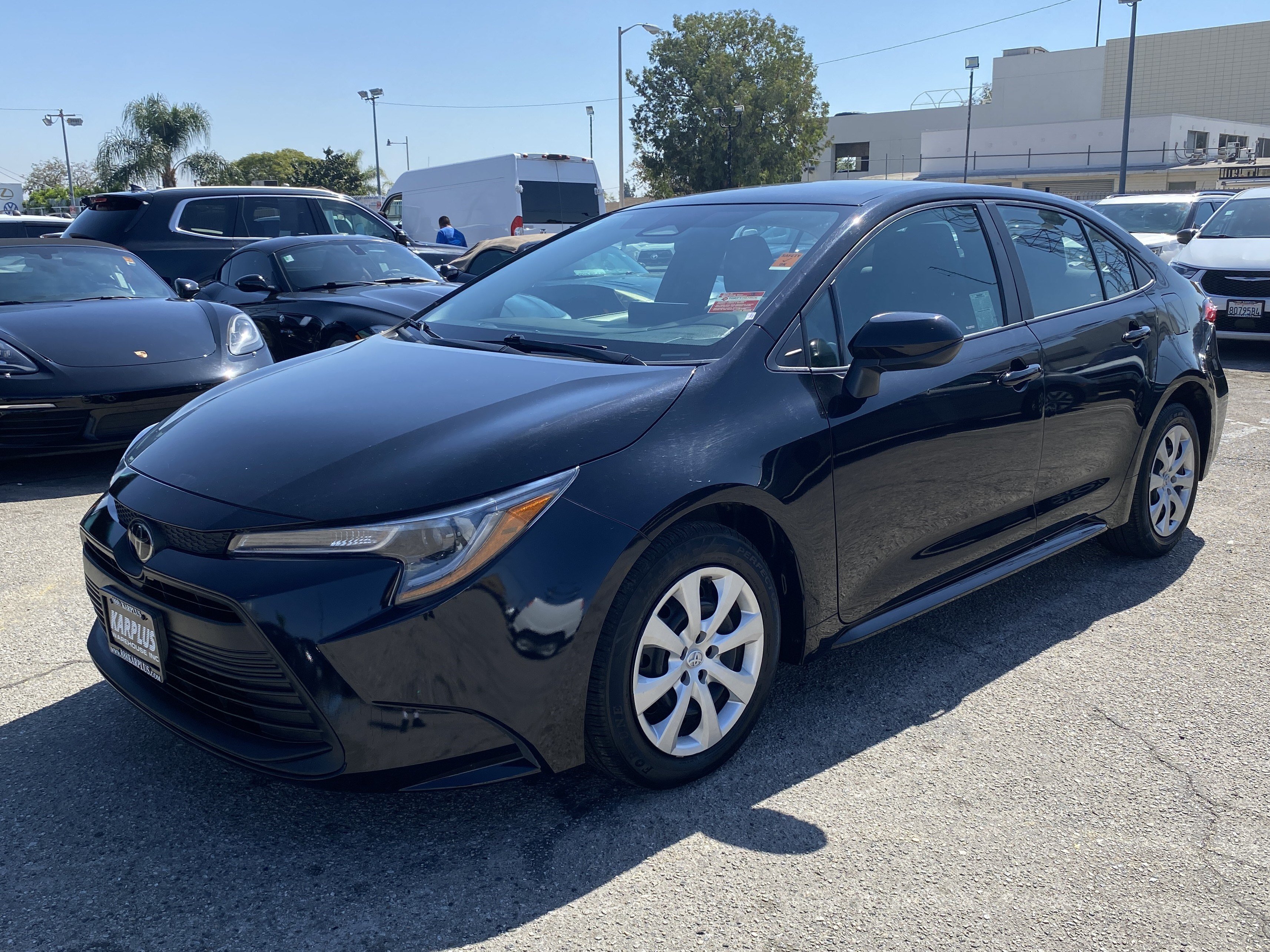 Used 2024 Toyota Corolla LE FWD image 2