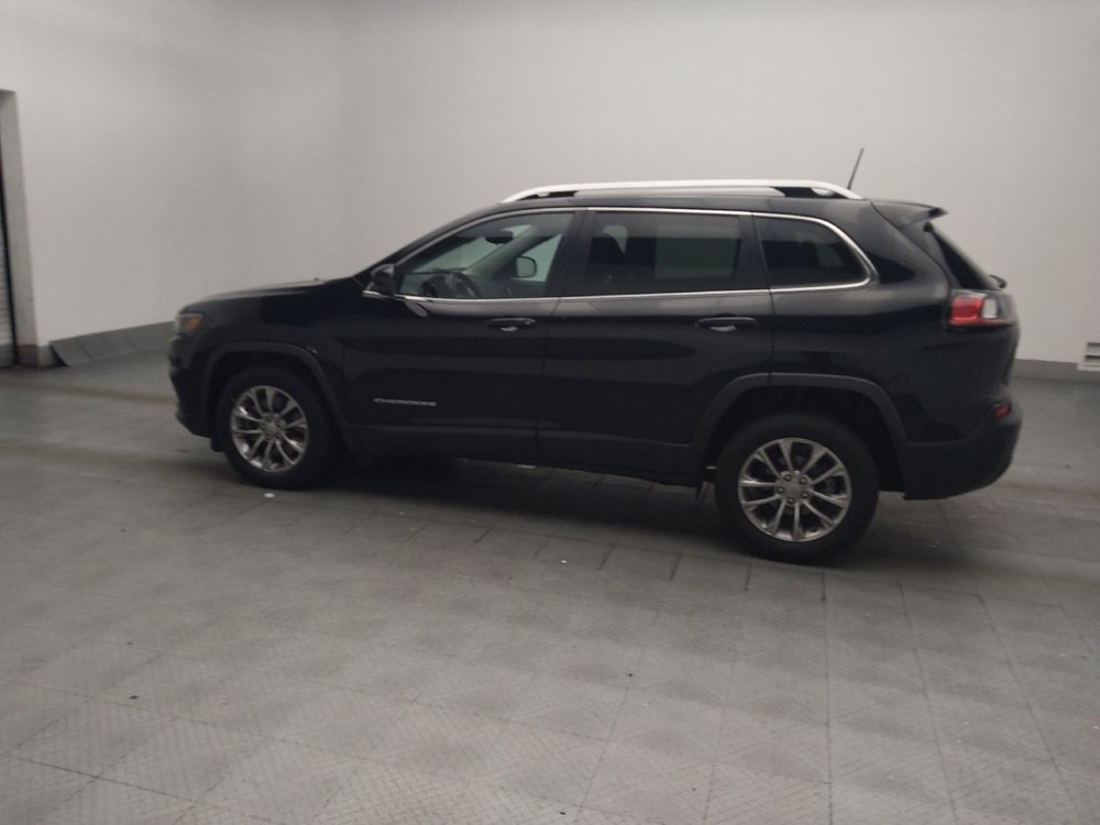 Used 2021 Jeep Cherokee Latitude Plus FWD image 3