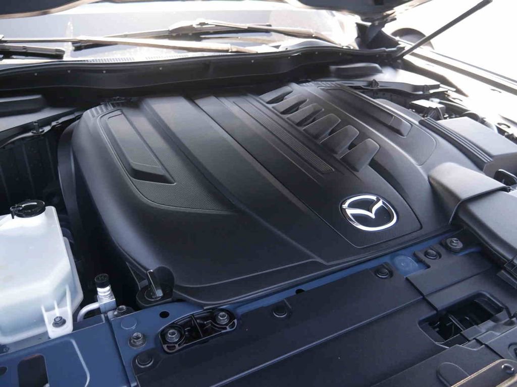 Used 2025 MAZDA CX-70 3.3 Turbo w/ Preferred Package image 14