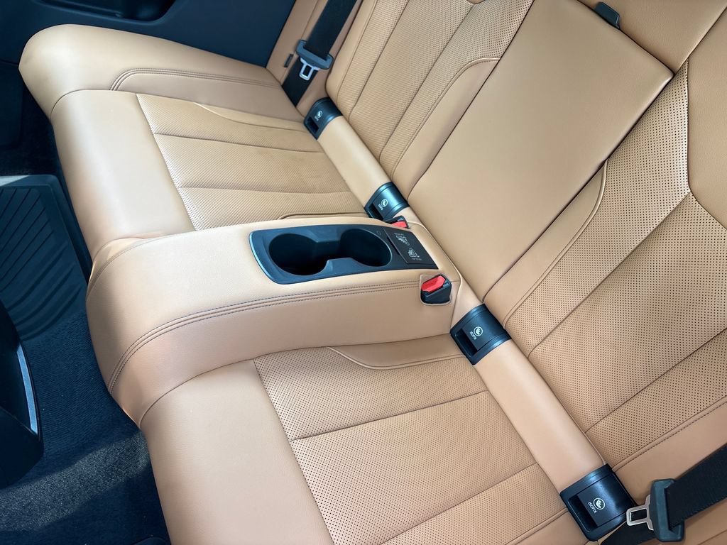 Used 2026 BMW 430i Convertible w/ Premium Package RWD image 29