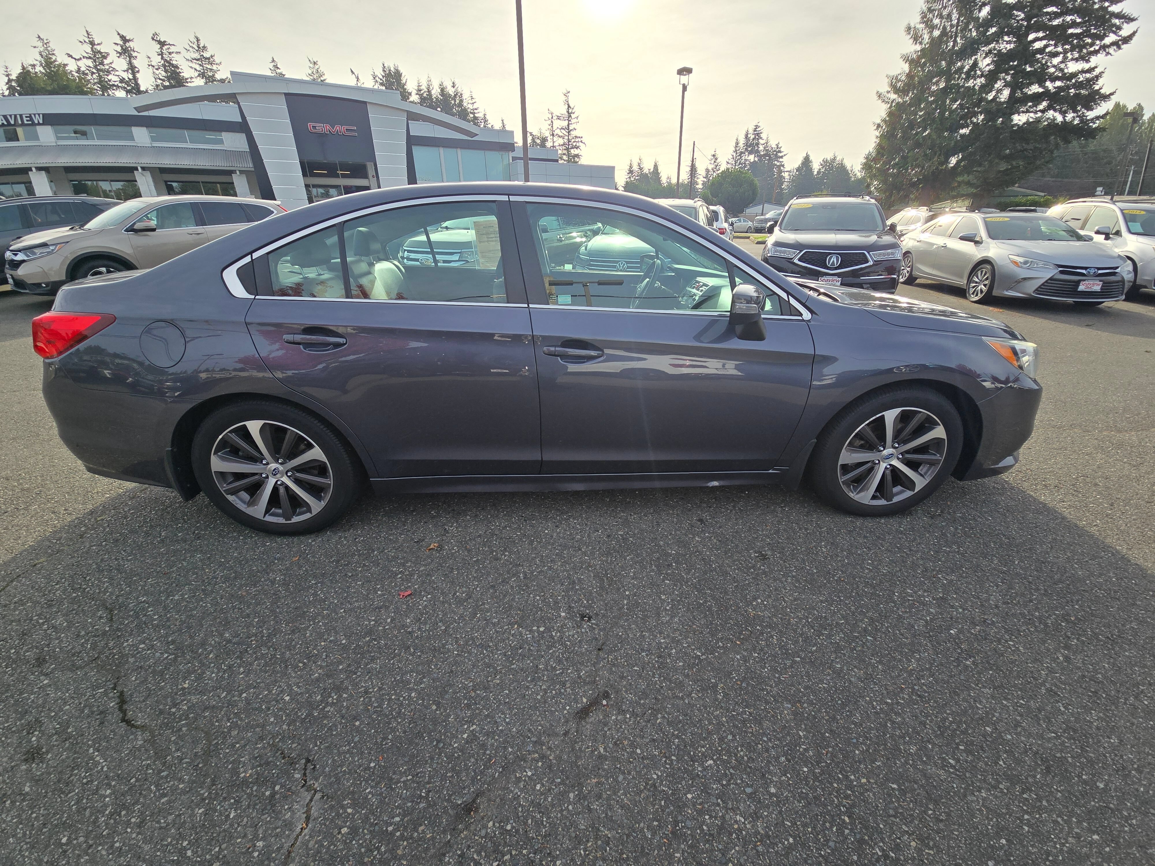 Used 2015 Subaru Legacy 3.6R Limited AWD/4WD image 8