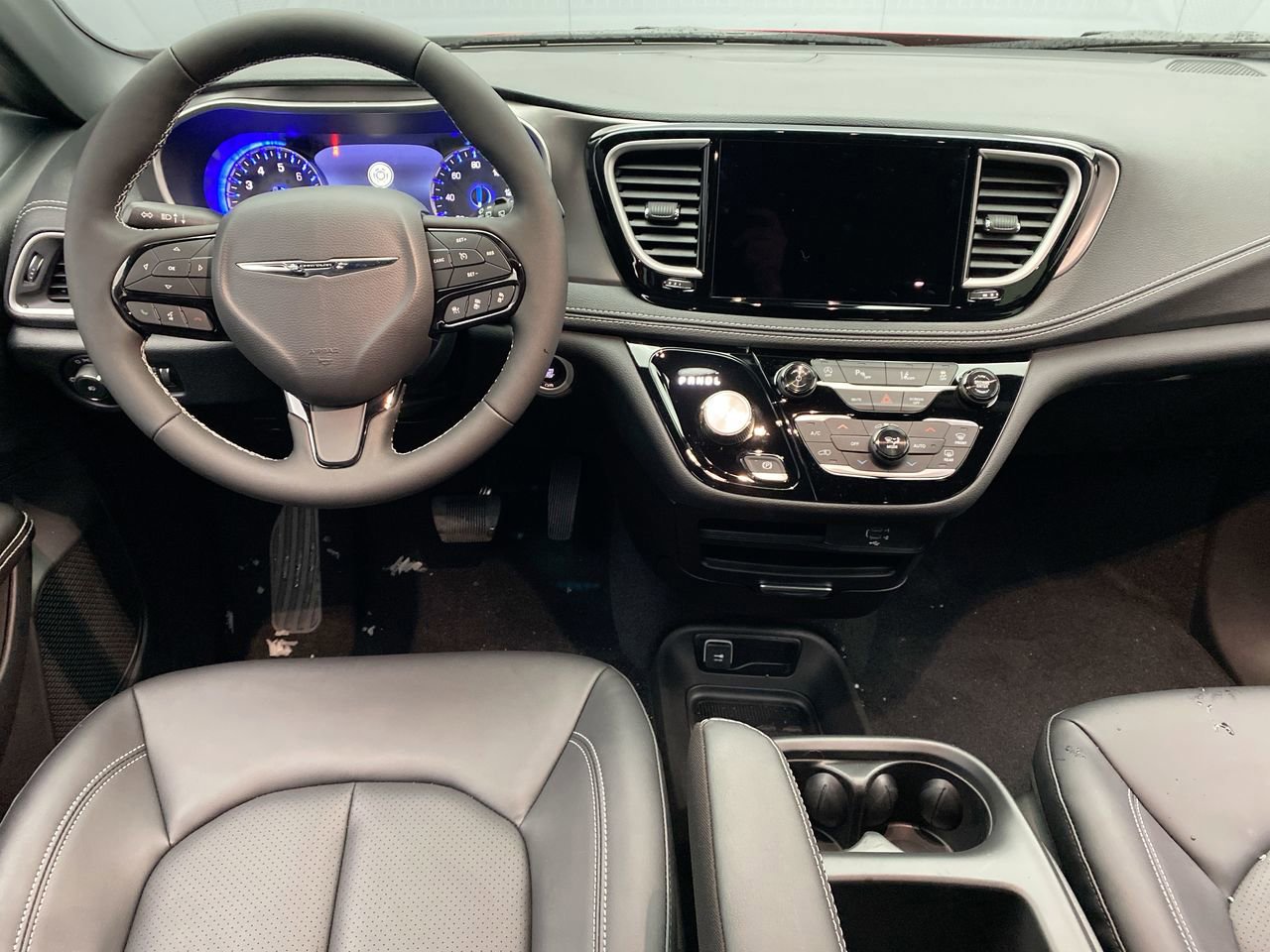 New 2026 Chrysler Pacifica Select w/ S Appearance Package image 14