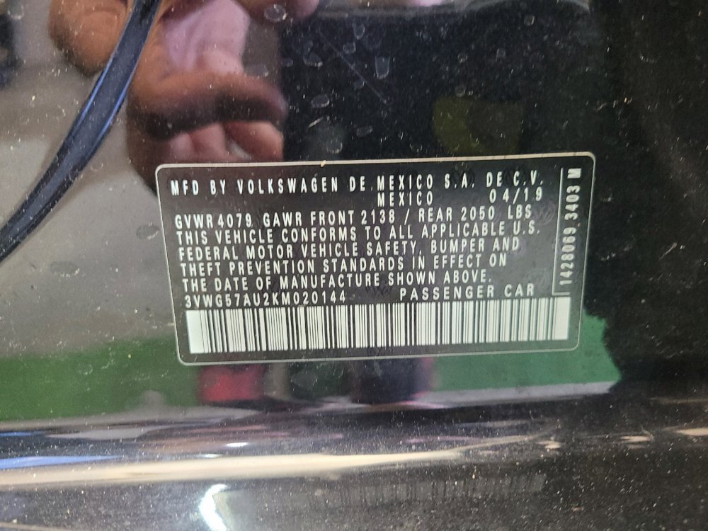 Used 2019 Volkswagen Golf S FWD image 33