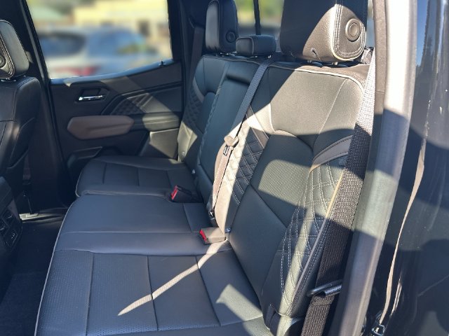 Used 2023 GMC Canyon Denali AWD/4WD image 26