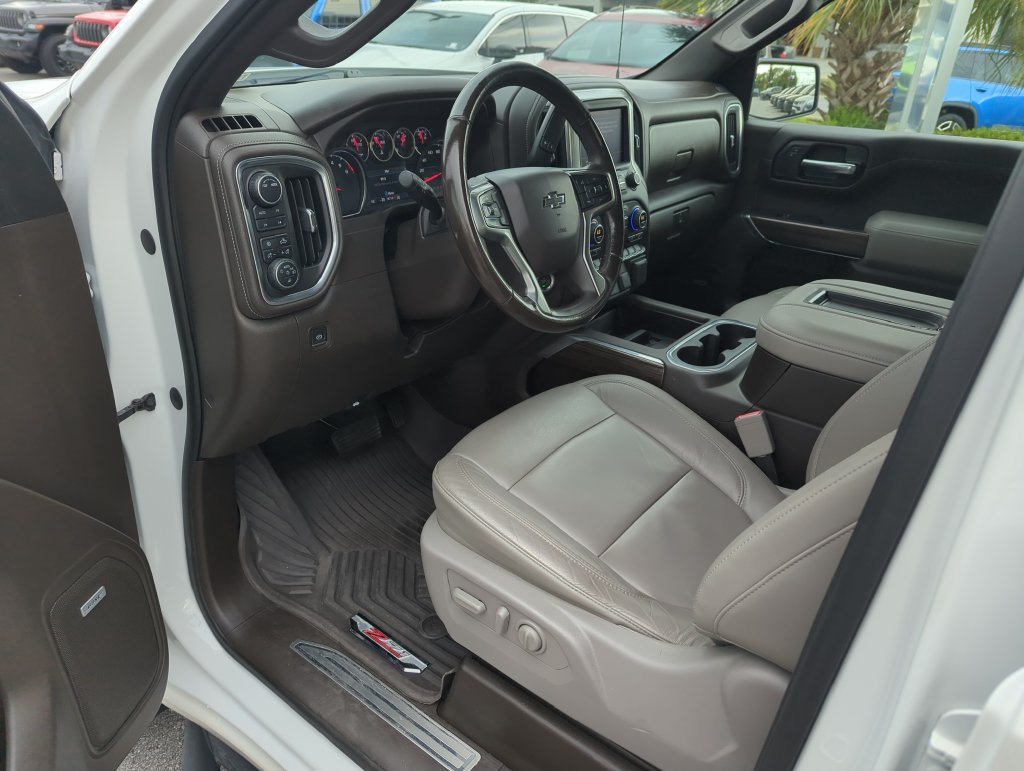 Used 2020 Chevrolet Silverado 1500 LT Trail Boss AWD/4WD image 10