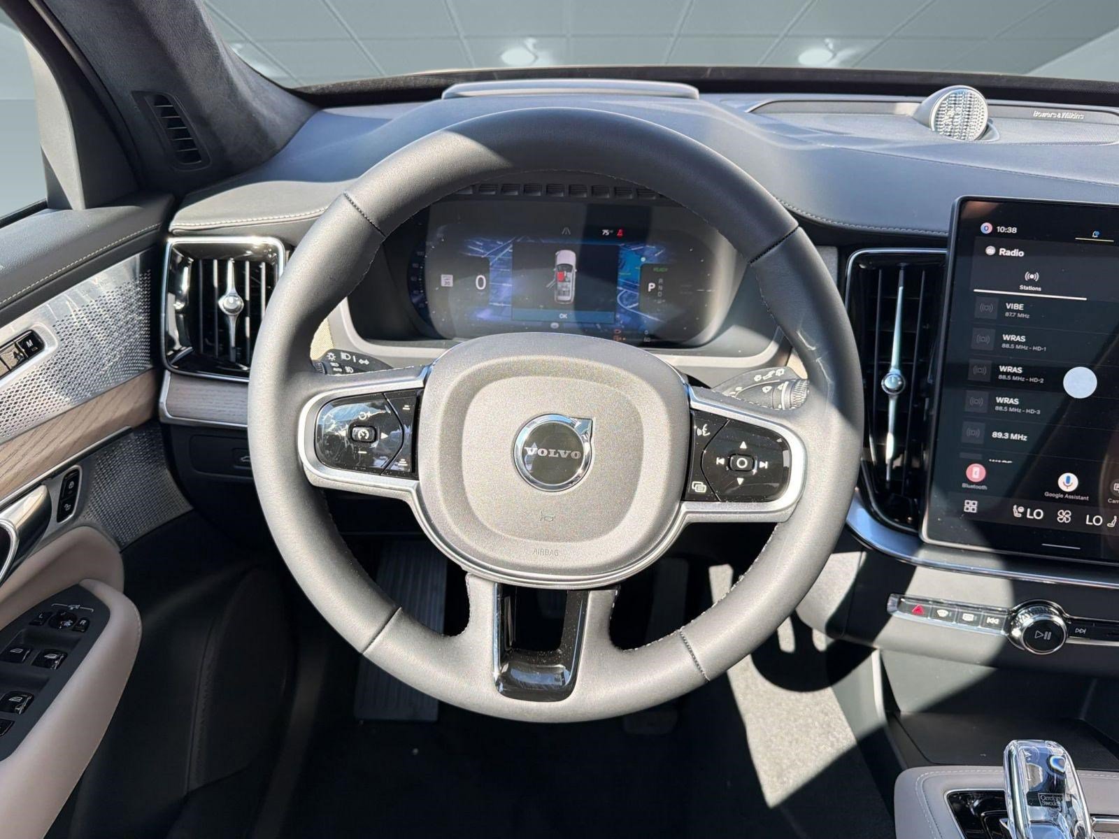 New 2026 Volvo XC90 T8 Ultra w/ Lounge Package image 26