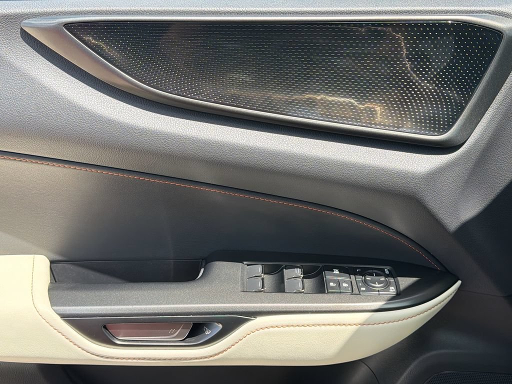 Used 2023 Lexus NX 250 FWD w/ Towing Package (2000 Lbs) image 29