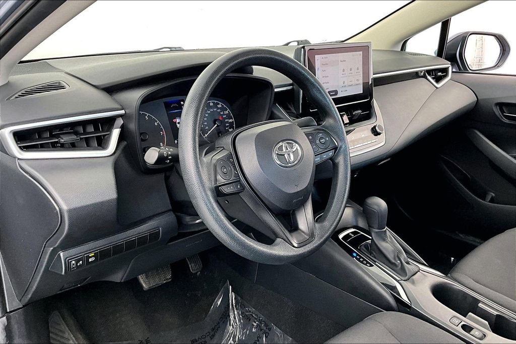 Used 2024 Toyota Corolla LE image 16