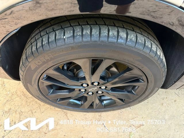 Used 2019 Chevrolet Blazer RS w/ Sun and Wheels Package AWD/4WD image 12