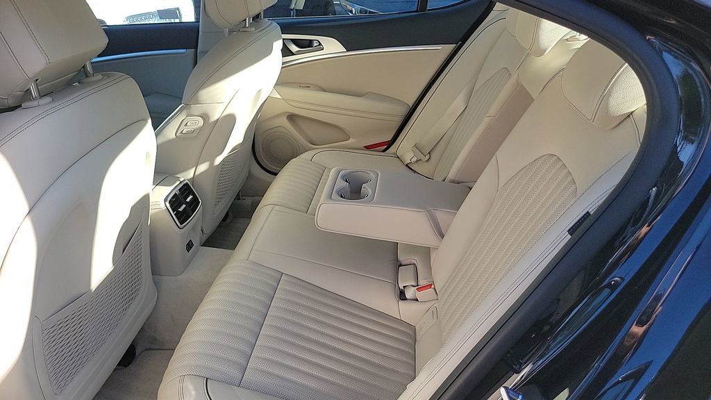 Used 2026 Genesis G70 2.5T Prestige image 20