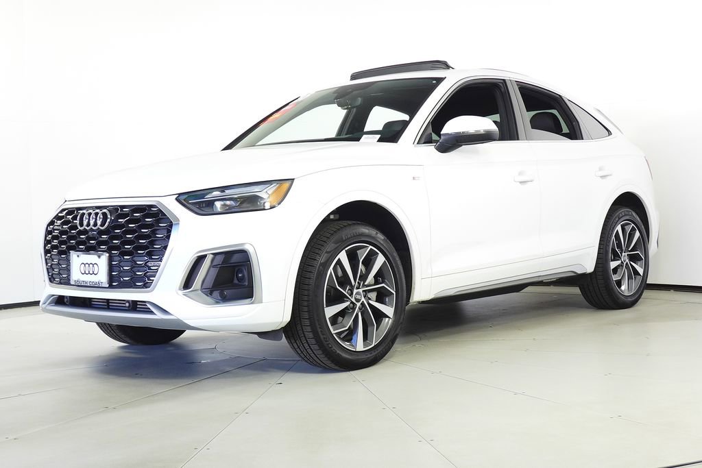 Used 2023 Audi Q5 2.0T Premium w/ Convenience Package image 2