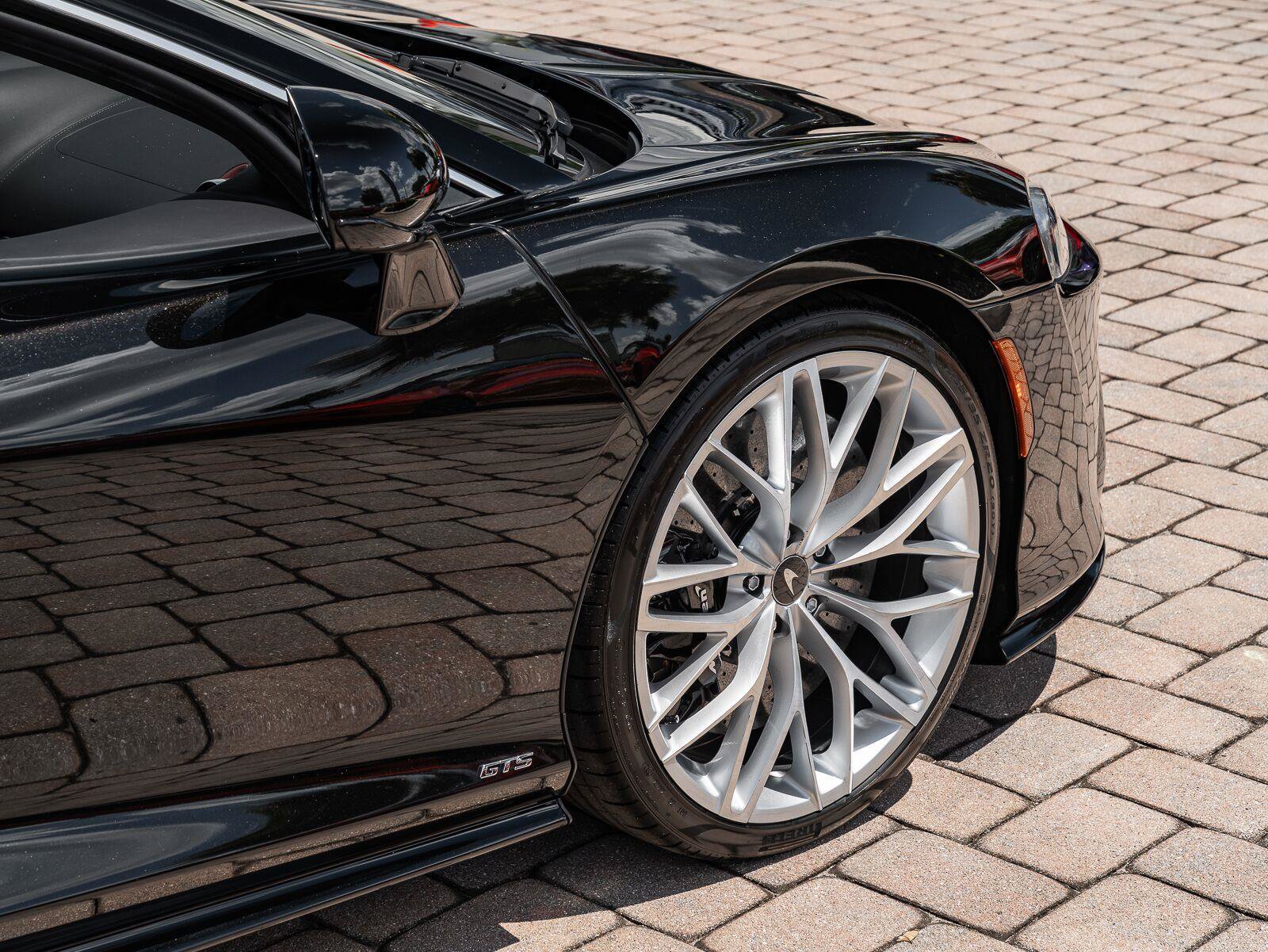 Used 2025 McLaren GTS RWD image 13