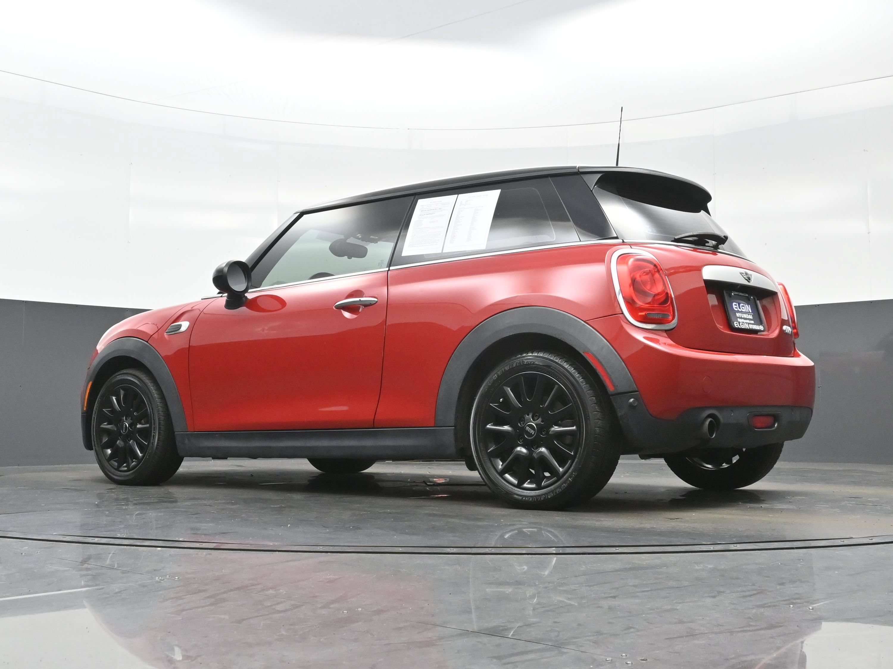 Used 2015 MINI Cooper 2-Door Hardtop FWD image 26