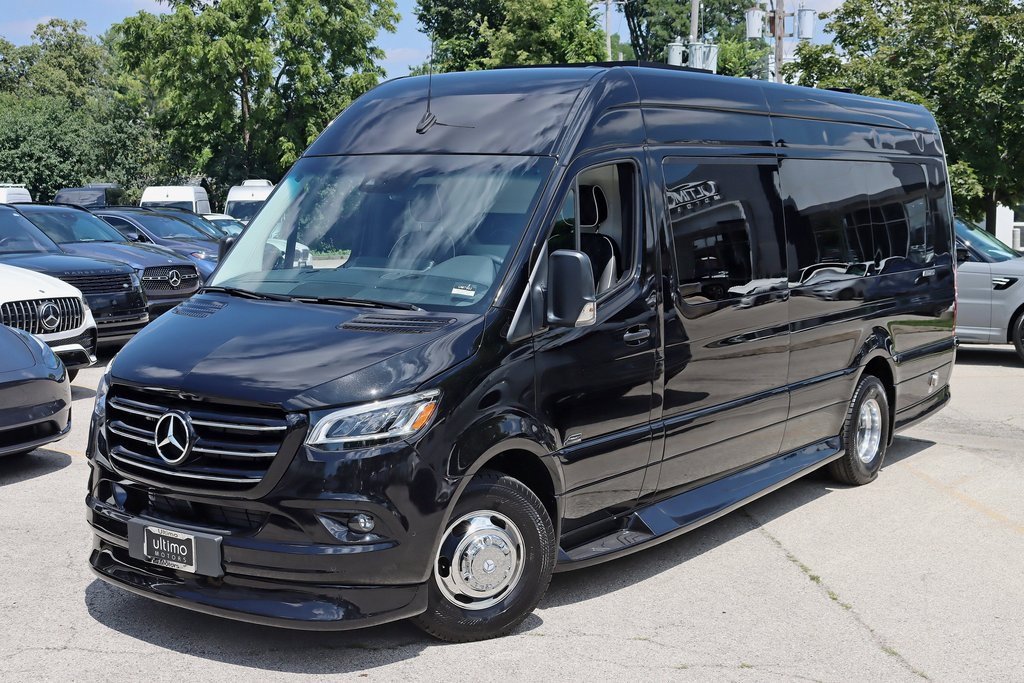 Used 2024 Mercedes-Benz Sprinter 3500 image 5