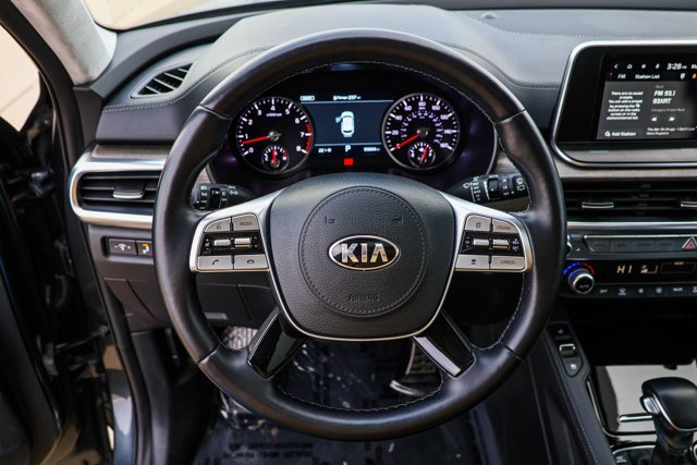 Used 2021 Kia Telluride SX w/ SX Prestige Package image 13