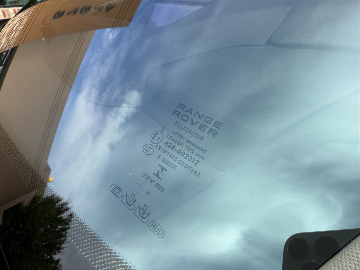 Used 2016 Land Rover Range Rover Long Wheelbase Supercharged image 25