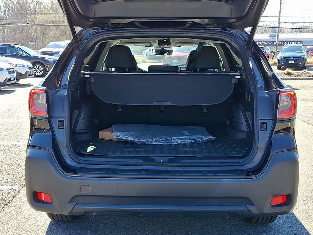 Used 2023 Subaru Outback Onyx Edition image 28