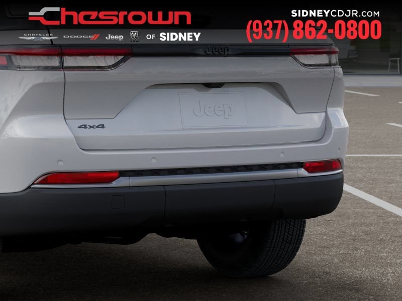 New 2026 Jeep Grand Cherokee Altitude AWD/4WD image 13
