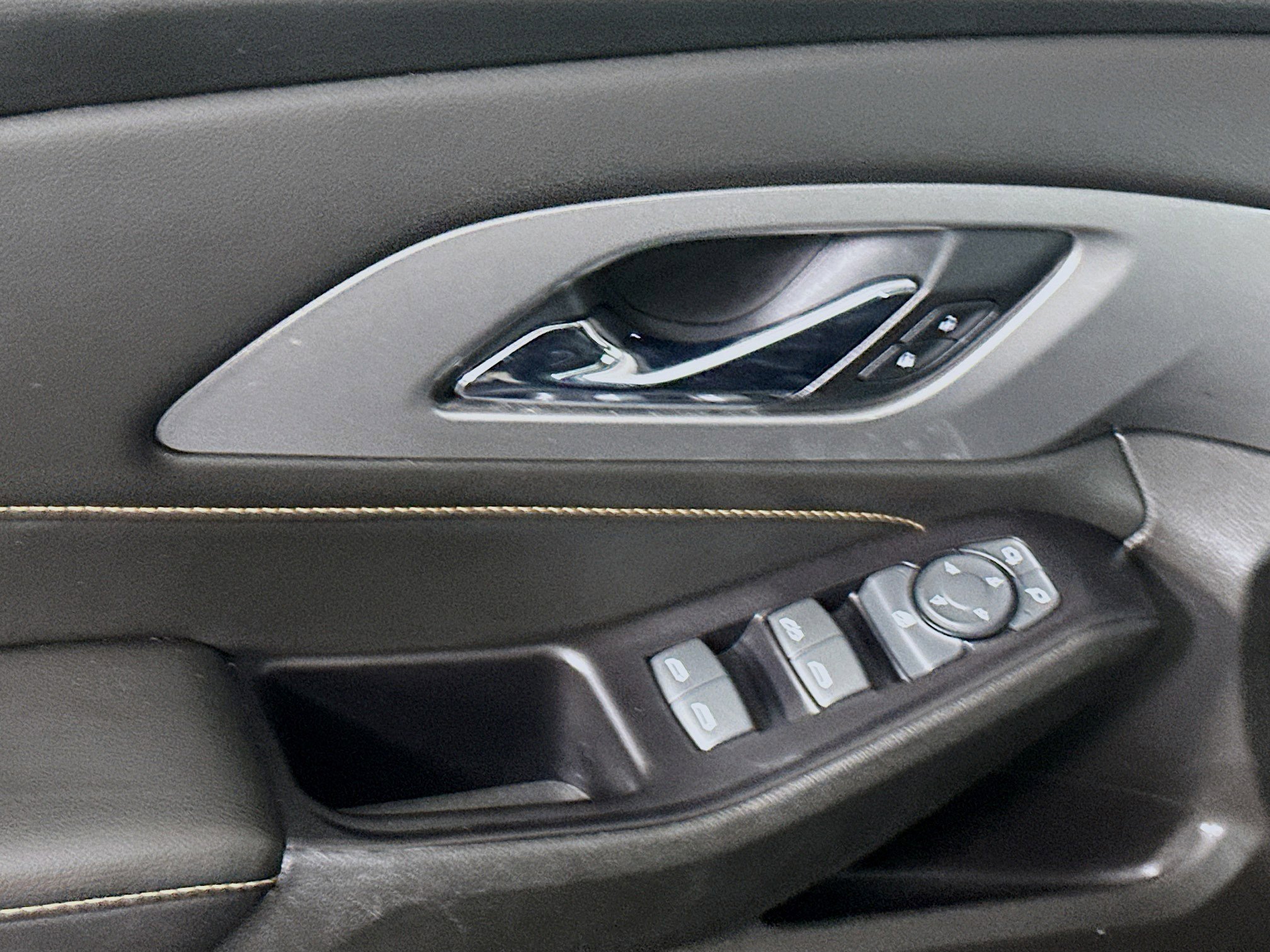 Used 2019 Chevrolet Traverse LT w/ LPO, Floor Liner Package image 15