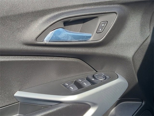 New 2026 Chevrolet Trax RS image 19