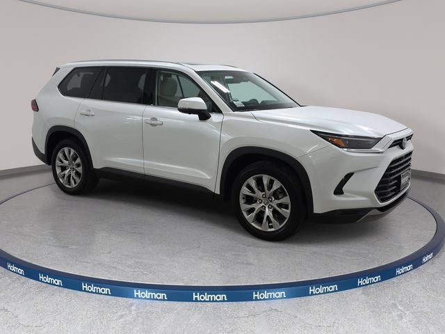 Certified 2025 Toyota Grand Highlander AWD image 3