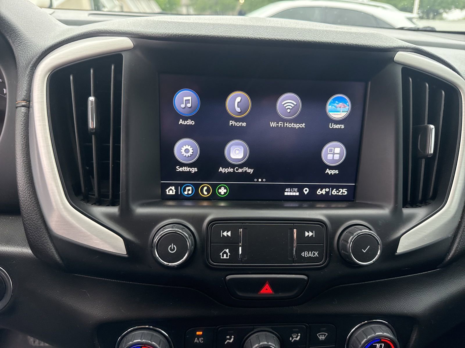 Used 2020 GMC Terrain SLT w/ Preferred Package image 18