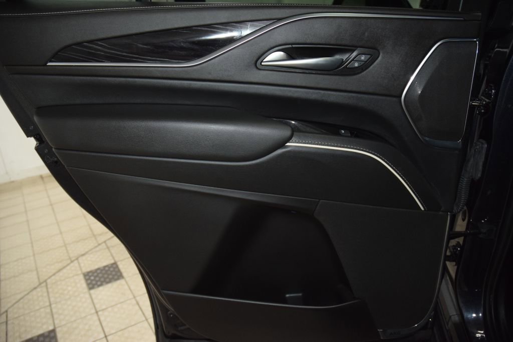 Used 2022 Cadillac Escalade Sport w/ Touring Package AWD/4WD image 46
