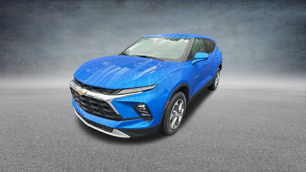Used 2025 Chevrolet Blazer LT AWD/4WD image 4