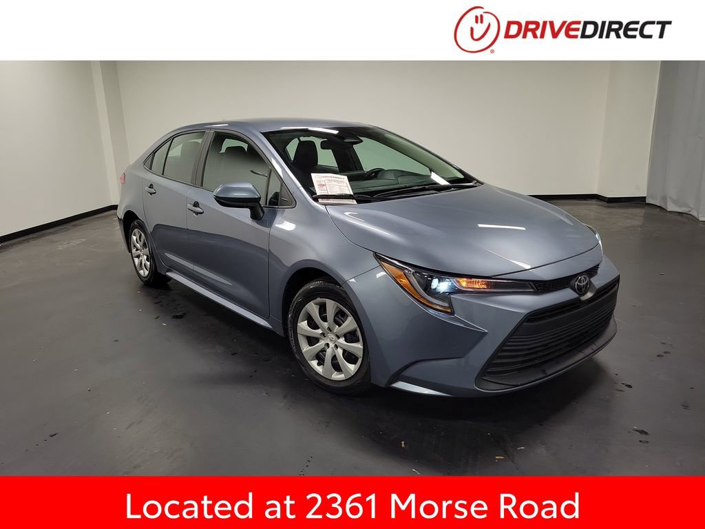 Used 2025 Toyota Corolla LE image 1