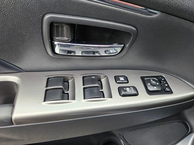 Used 2024 Mitsubishi Outlander Sport SE AWD/4WD image 19