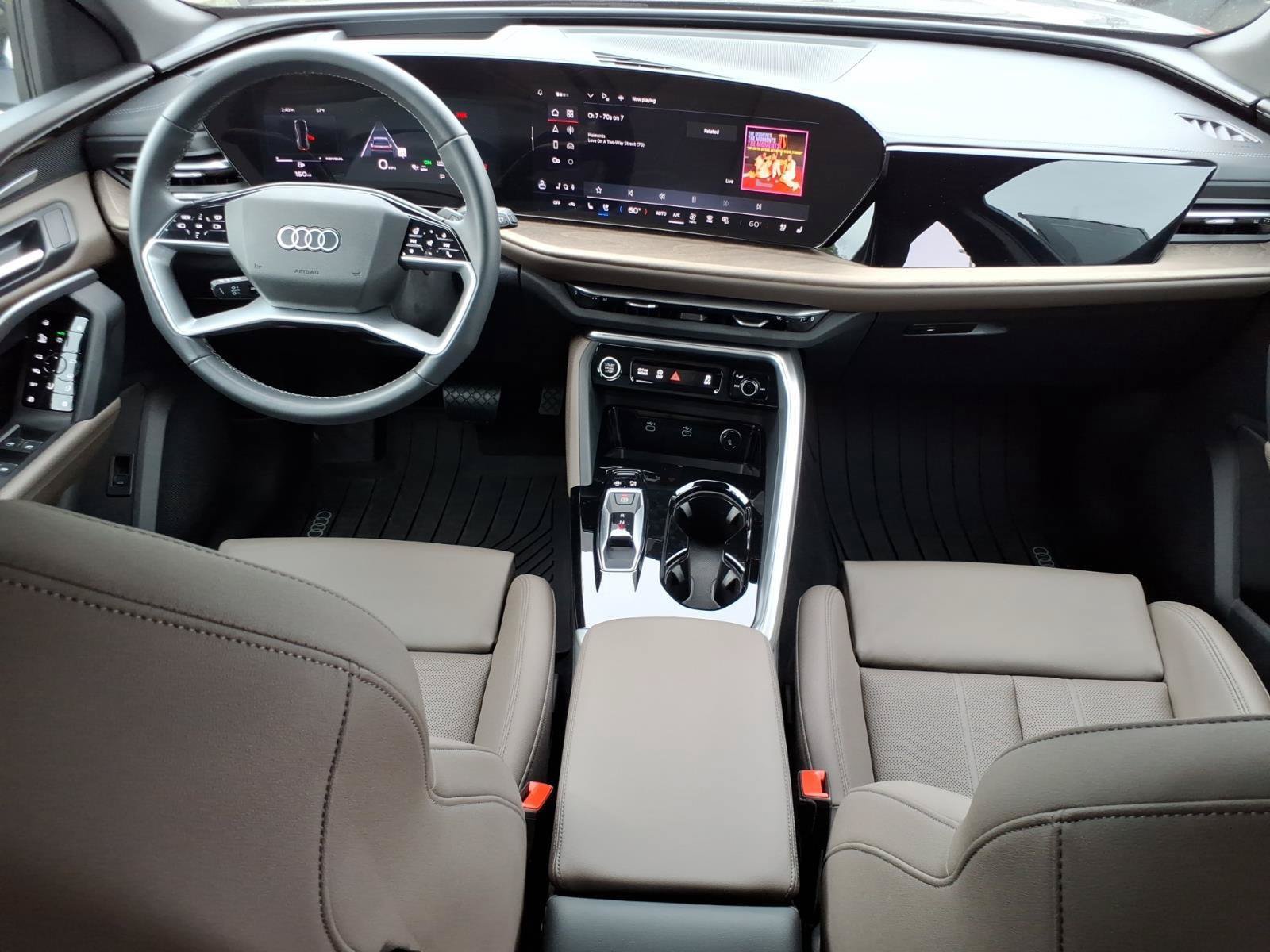 Used 2025 Audi Q5 Premium Plus AWD/4WD image 28