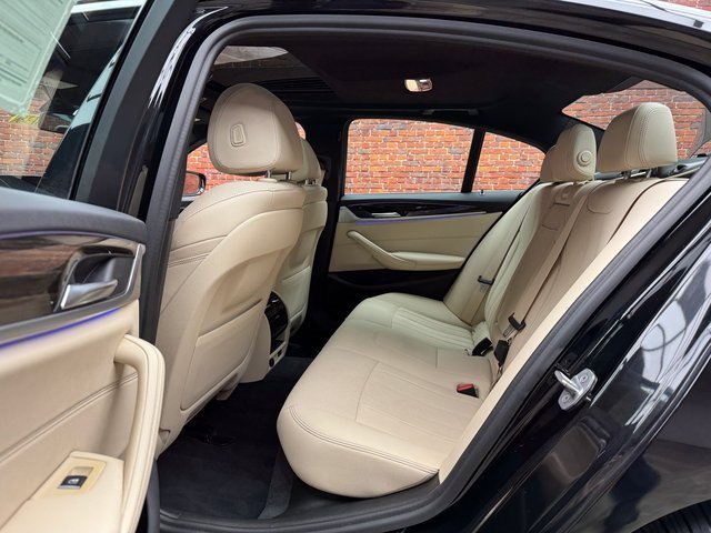 Used 2021 BMW 540i xDrive w/ Convenience Package image 22