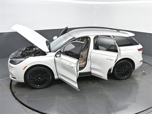 Used 2022 Lincoln Corsair Reserve w/ Equipment Group 201A image 62