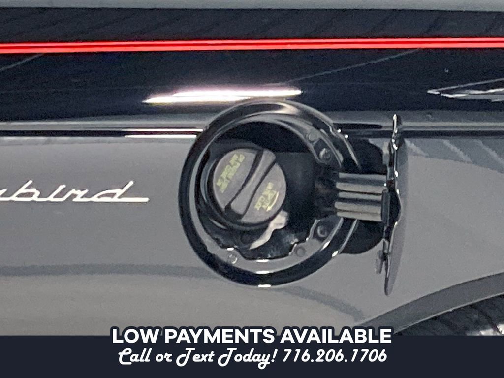 Used 2003 Ford Thunderbird image 35