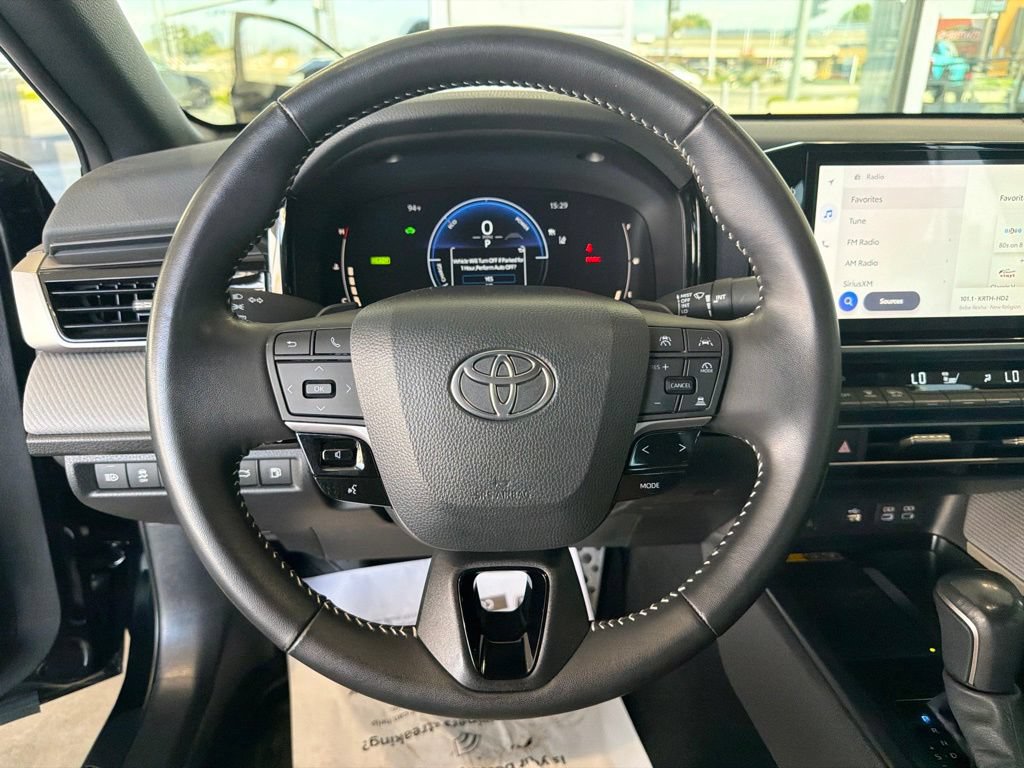 Used 2025 Toyota Camry SE w/ Multimedia Upgrade Package FWD image 24