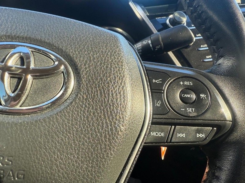 Used 2019 Toyota Camry SE image 21