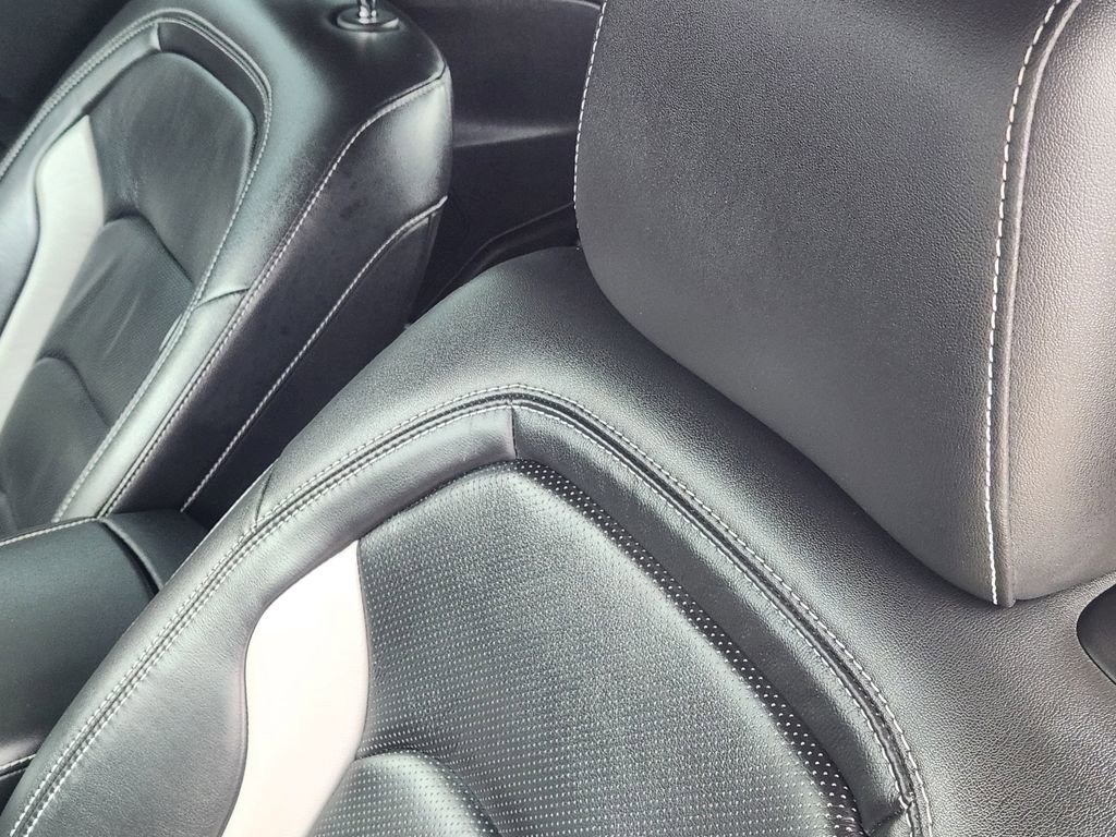 Used 2023 Chevrolet Camaro LT RWD image 20