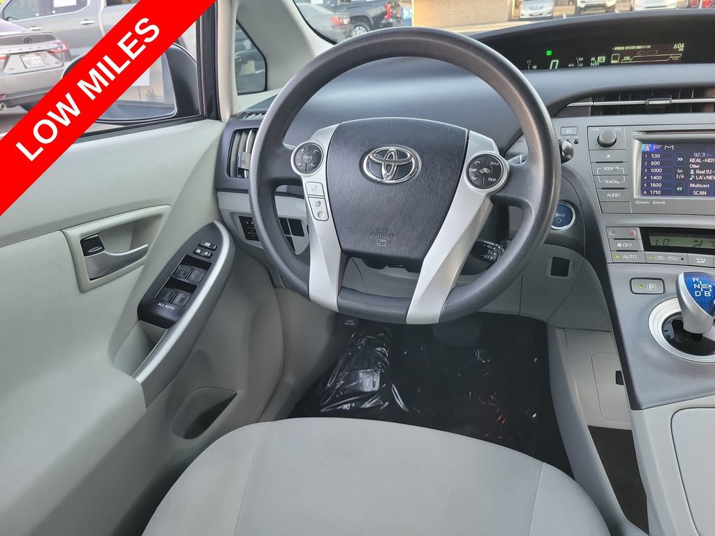 Used 2015 Toyota Prius Three FWD image 13