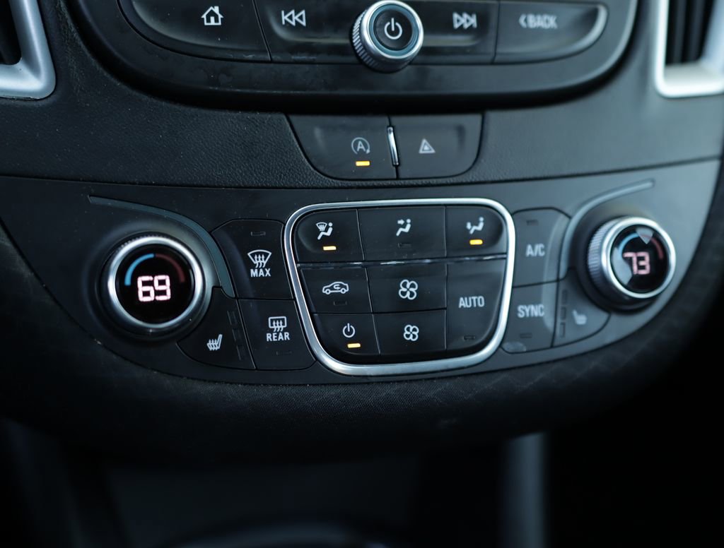 Used 2024 Chevrolet Malibu LT FWD image 15